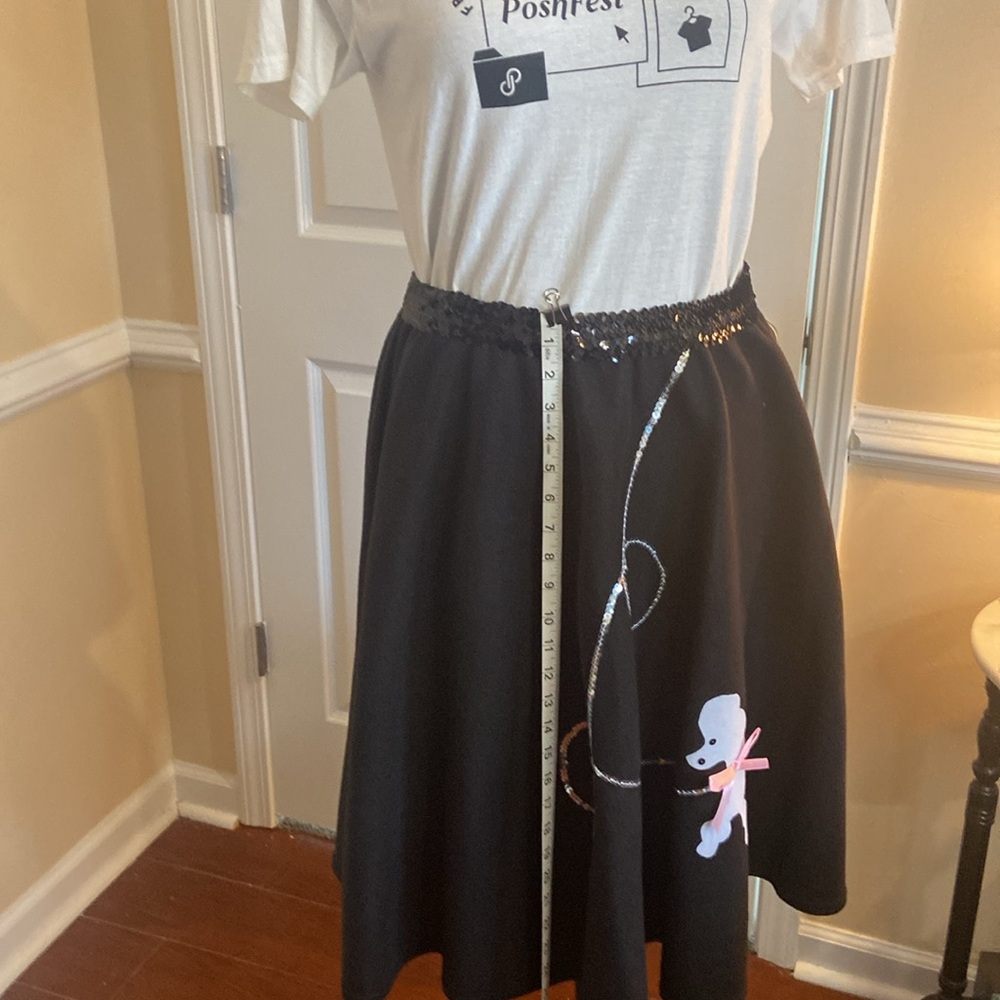 Women’s Poodle Skirt - Picture 9 of 14